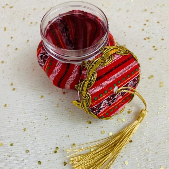 Decorative small jars can be used as party favors - Picture 3 of 6